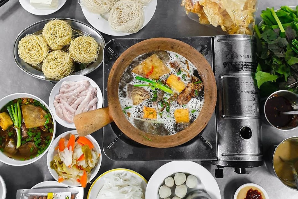 Tóp 15 quán lẩu ngon rẻ ở quận 7 hút khách nhất Tp HCM